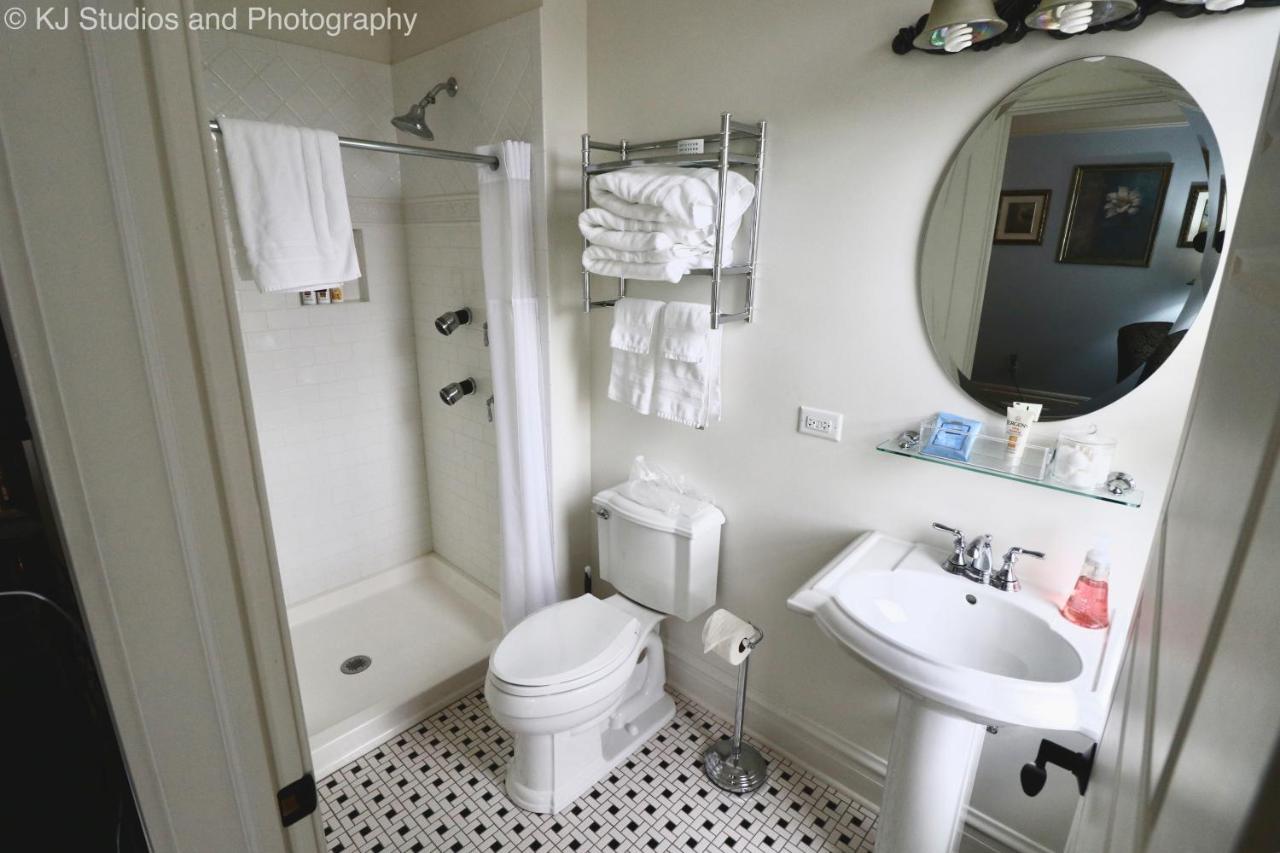 Cherry Tree Inn B&B Woodstock Экстерьер фото